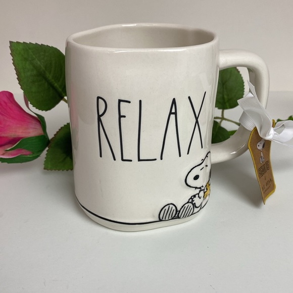 Snoopy “Relax” Rae Dunn mug NWT! - Picture 2 of 16